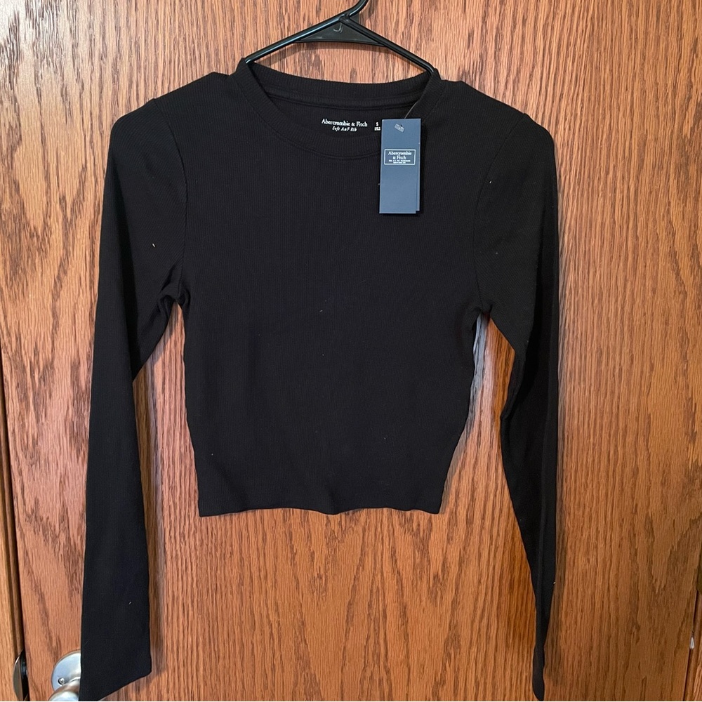 Abercrombie and Fitch cropped ribbed black long sleeve new with tags